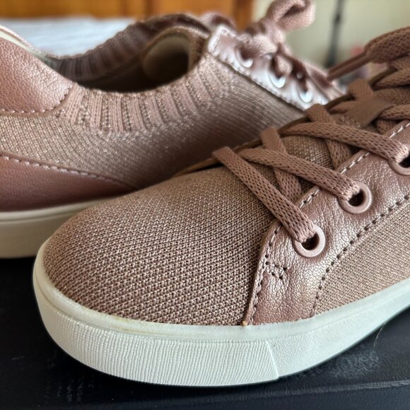 Naturalizer Shoes - Naturalizer Morrison 5 Sneakers in Chai